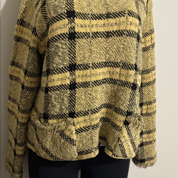 Williow- Plaid high-neck pullover sweater. Size L - Picture 4 of 5